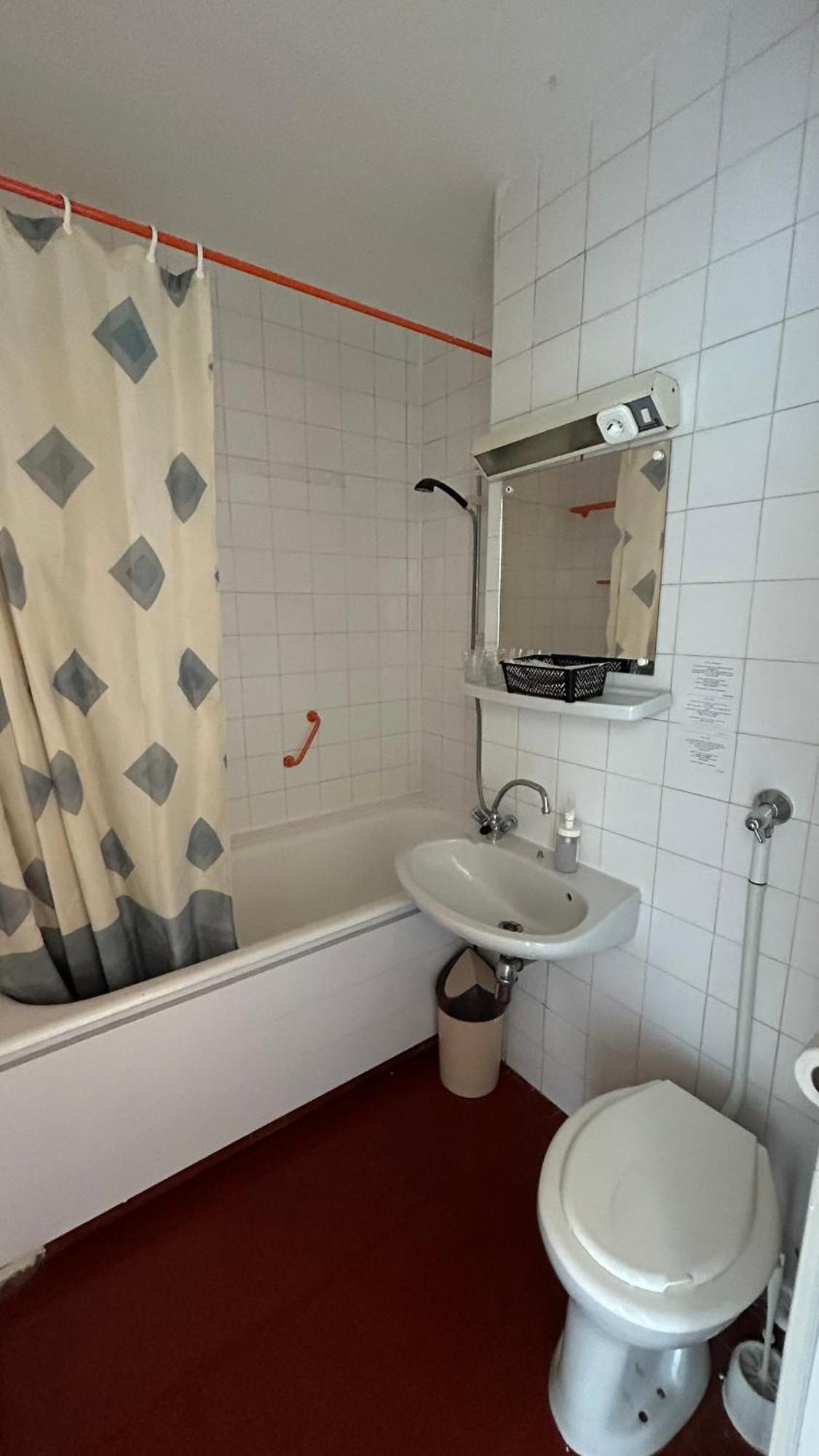 Aranypart Hostel Шиофок Экстерьер фото